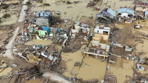 Menko PMK Pastikan Tak Ada Libur, Pemulihan Bencana di Aceh, Sumut, dan Sumbar Berjalan