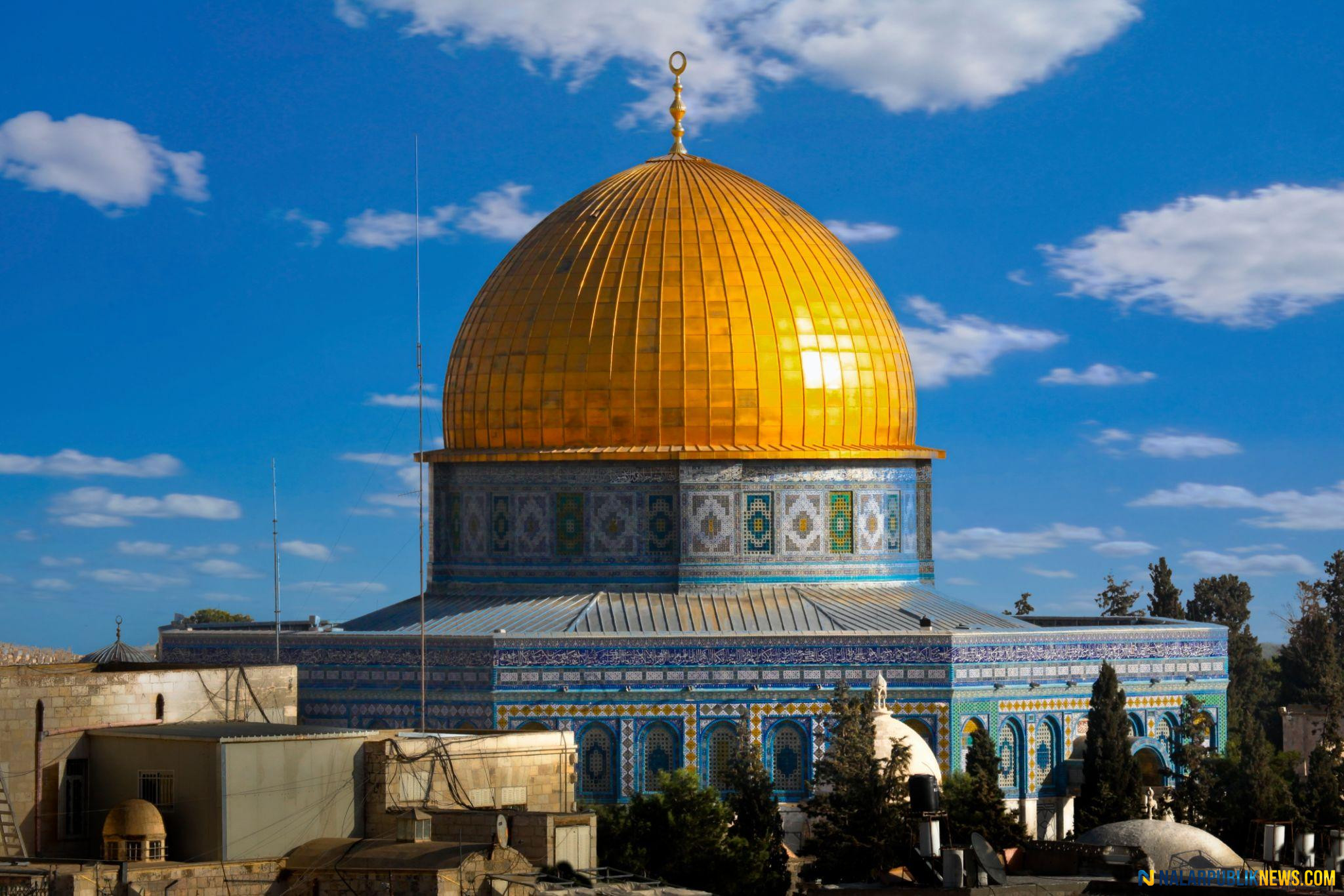 Larangan salat Id Al-Aqsa di Masjid Al-Aqsa Yerusalem Timur