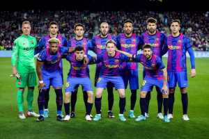 Barcelona juara Liga Spanyol para pemain Barcelona merayakan kemenangan
